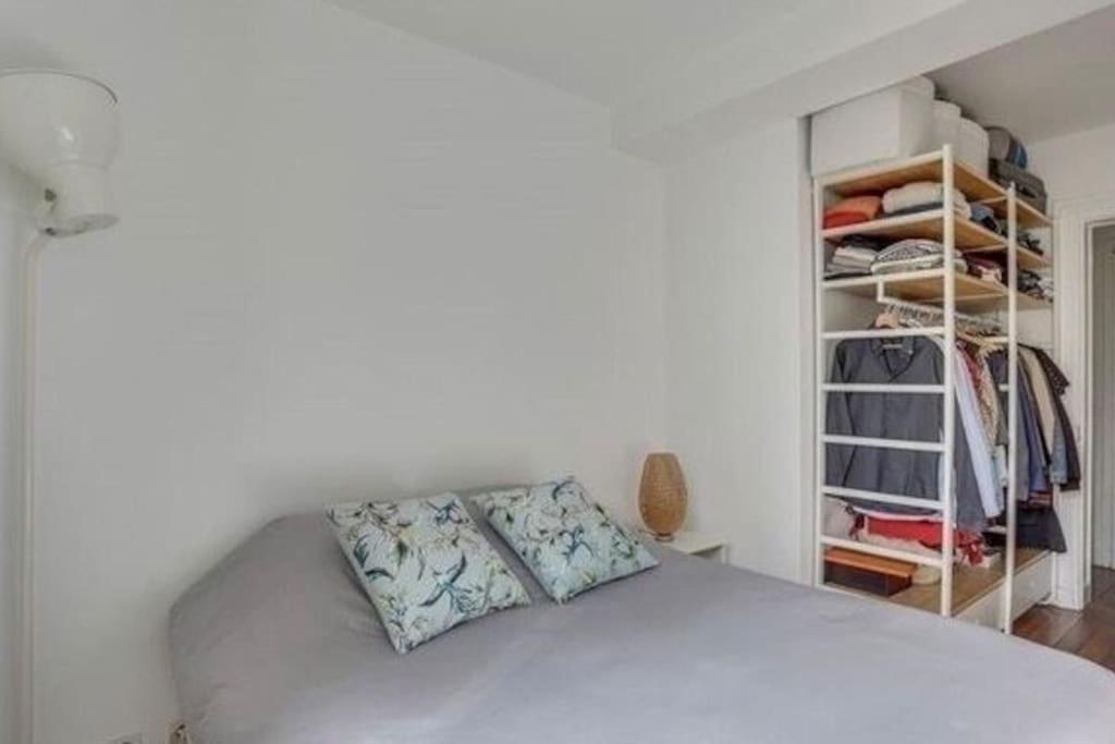 Voguish Parisian 40m2 Flat Near La Bastille, 11th Parijs